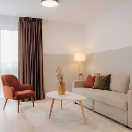 Zen Garden Apartments คลูจ-นาโปกา ภายนอก รูปภาพ