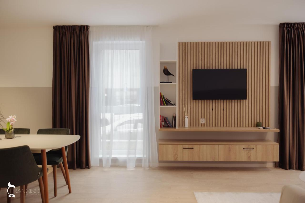 Zen Garden Apartments คลูจ-นาโปกา ภายนอก รูปภาพ